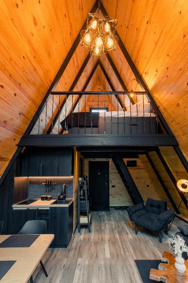 The Palo Cabins 普雷代亚尔 外观 照片